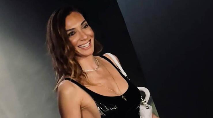 Δέσποινα Τζιαπούρα: Σου δείχνει το must have ζευγάρι παπουτσιών για την άνοιξη