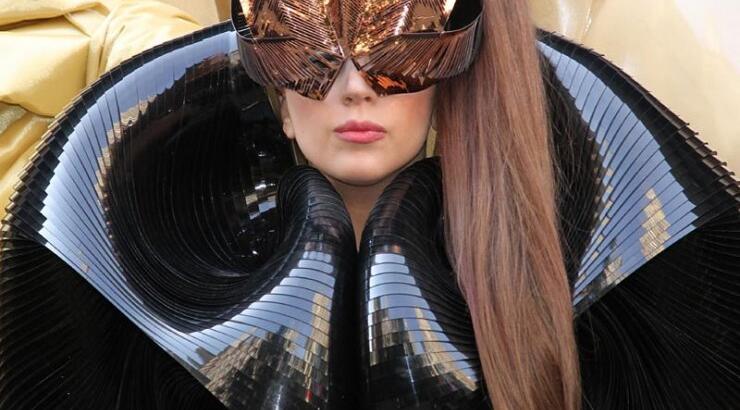 H Lady Gaga πάχυνε