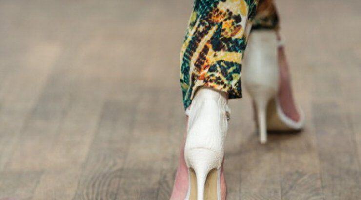 Τούμπα μοντέλου σε πασαρέλα κάνει το γύρο του διαδικτύου