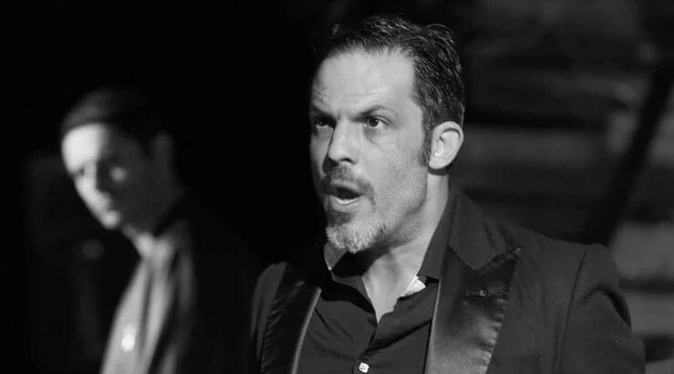 Χάρης Κκολός: «Oι απώλειες των γονιών μου, μου έσπασαν τα κόκαλα» [βίντεο]