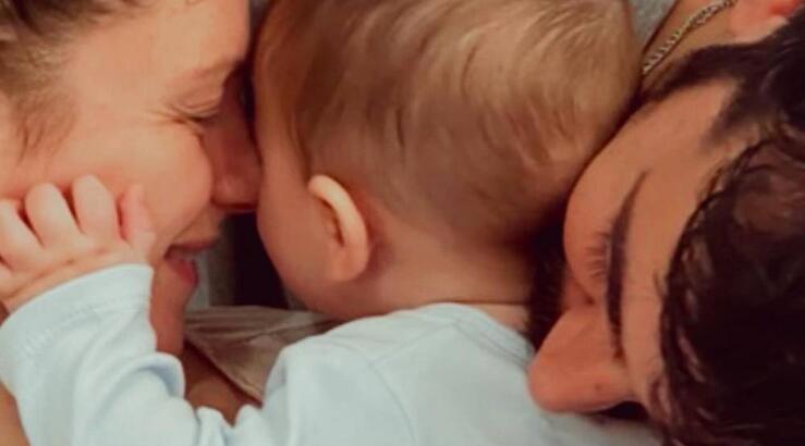 Δραγούμη – Χαραλάμπους: Αποχαιρέτησαν τον Ιούλη με 6 απίθανες εικόνες με τον γιο τους 