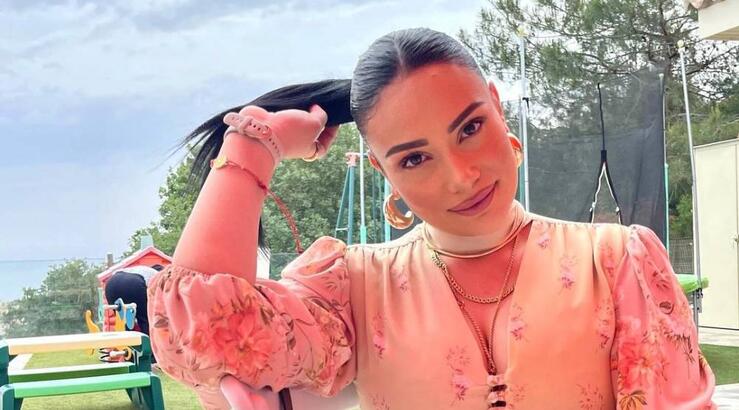 Παμπίνα Γεωργίου: Η φωτογραφία που μας έδειξε με τη νεογέννητη κόρη της [εικόνα]