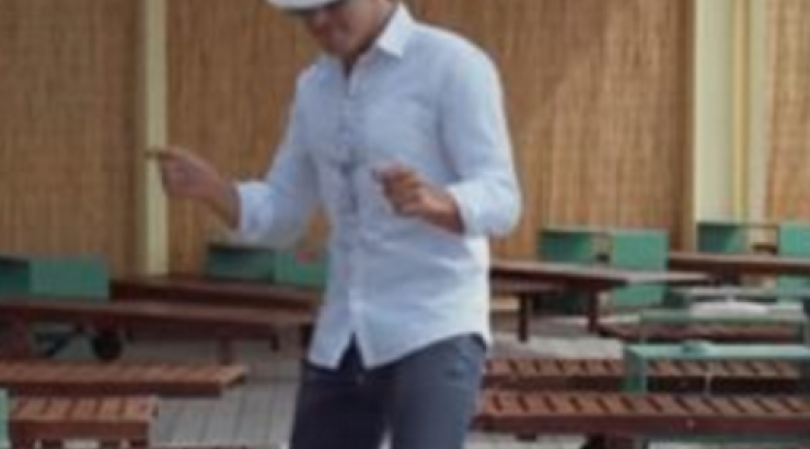 Άγρια νύχτα Κύπριου τραγουδιστή στη Λευκωσία: Έβριζε θαμώνες από το μικρόφωνο και τον έδειραν