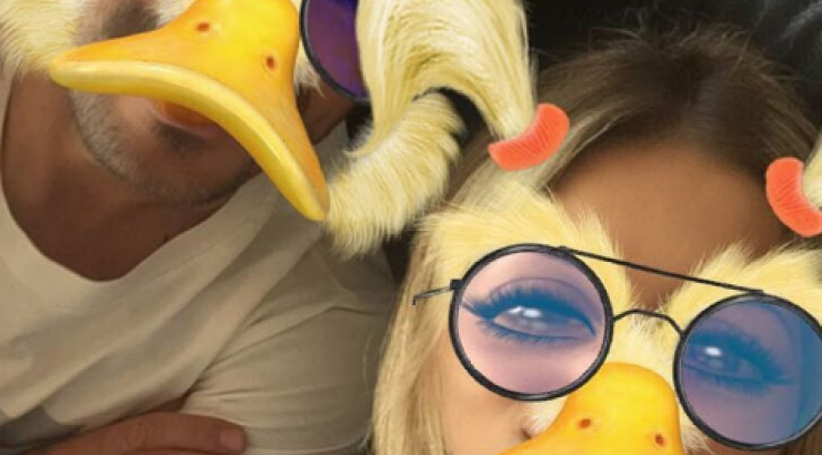 Τα σκαλιά της εκκλησίας θα ανεβεί ζευγάρι της ελληνικής showbiz