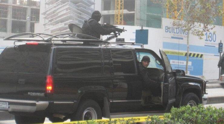 Κύπρια παρουσιάστρια στο Λίβανο μετά συνοδείας του στρατού