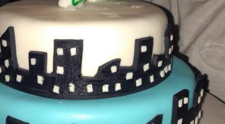 Γνωστός Κύπριος γιόρτασε τα γενέθλιά του σε μαγαζί της Λευκωσίας! [εικόνες]