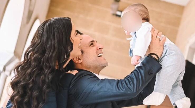 Μιχαέλλα Θεοδώρου – Λευτέρης Λειβαδιώτης: Βάφτισαν τον γιο τους Πέτρο [εικόνες & βίντεο]