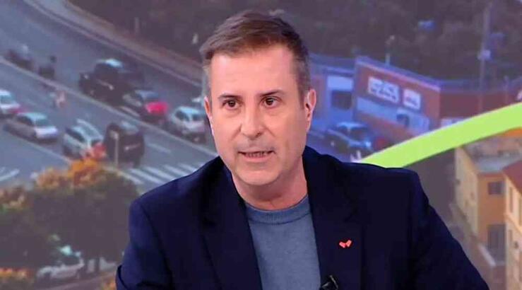 Παναγιώτης Στάθης: Δακρυσμένος ανακοίνωσε πως έμαθε τον θάνατο της μαμάς του λίγο πριν βγουν αέρα 