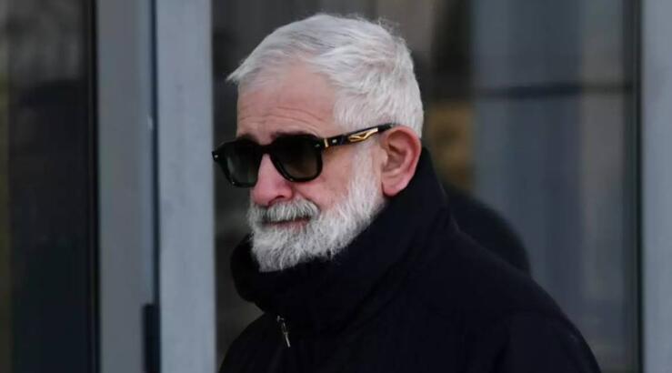 Δίκη Φιλιππίδη: Ουρλιάζοντας η καταγγέλλουσα περιγράφει τα μηνύματα παρενόχλησης που έλαβε