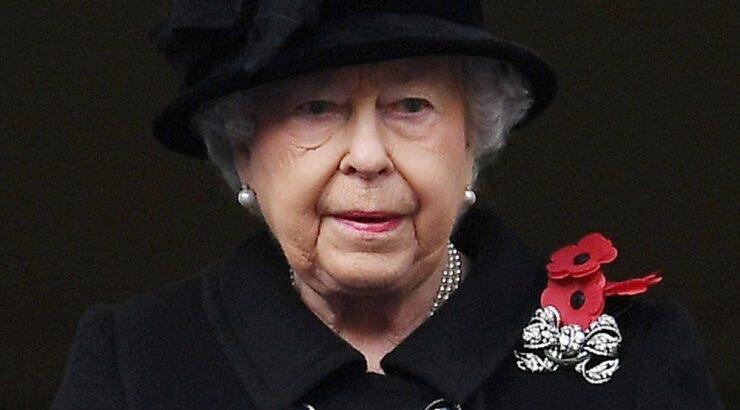 Αυτά είναι τα πιο εκλεπτυσμένα χτενίσματα της Βασίλισσας Ελισάβετ που λατρέψαμε