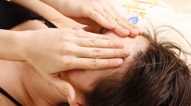 Πονοκέφαλος: 4 τρόποι να τον σταματήσετε άμεσα