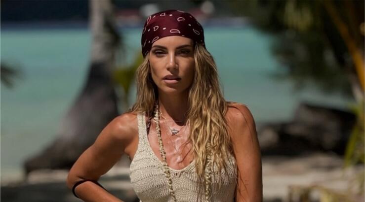Αθηνά Οικονομάκου: Το καλοκαιρινό της hairstyle που μπορείς να κάνεις και εσύ
