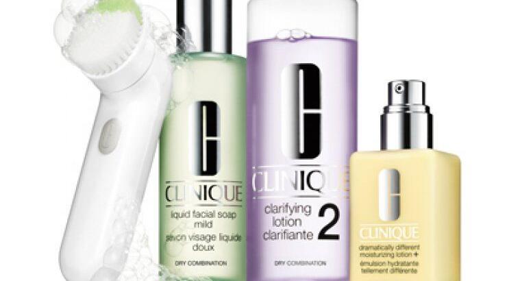 Η Clinique παρουσιάζει το πρώτο βουρτσάκι καθαρισμού, το Sonic Cleansing System!