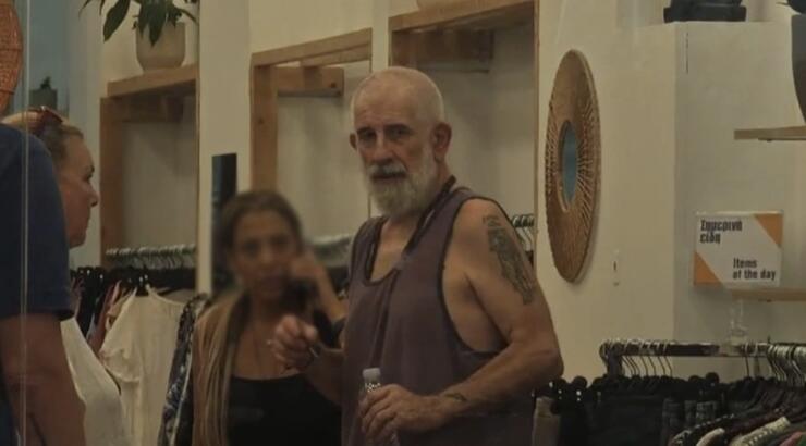 Στιγμές τρόμου για τον Πέτρο Φιλιππίδη: Κάηκε το διαμέρισμα του ενώ βρισκόταν μέσα [βίντεο]