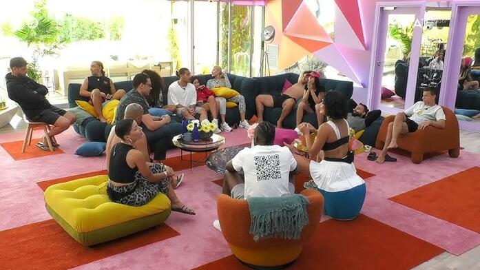 Big Brother: Νέα οικειοθελής αποχώρηση μετά τη Στυλιάνα Αβερκίου [βίντεο]