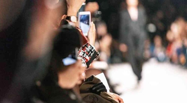  Alexander College: Τα εγκαίνια της δημιουργικής έκθεσης «The Golden Flow» με θεματικό άξονα το χρυσό στοιχείο