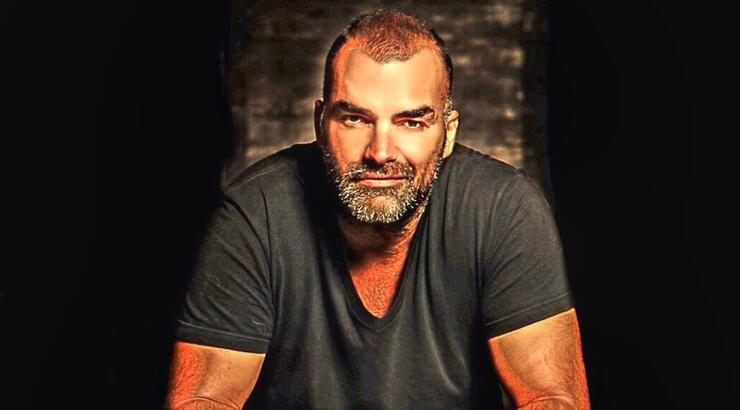 Γιάννης Λάχανος: Ο αγαπημένος dj μας ανοίγει την καρδιά του - Τα christmas party σε Λευκωσία και Λεμεσό