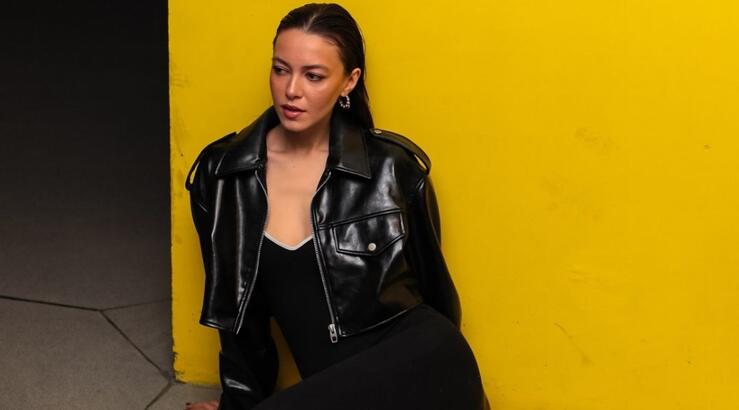 Clean aesthetic: Η Εβελίνα Σκίτσκο μας έδειξε πώς θα υιοθετήσουμε την viral τάση ομορφιάς