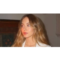 Η φθινοπωρινή Banoffee Blonde απόχρωση μαλλιών της Sydney Sweeney