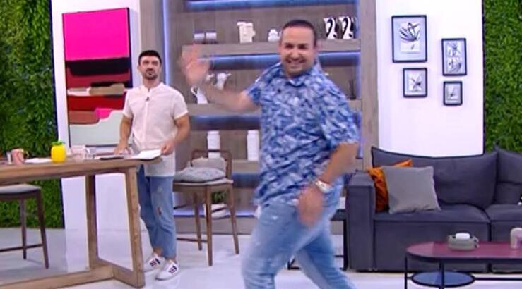 Μαυρίκιος Μαυρικίου: Έφυγε τρέχοντας από την εκπομπή για να πάει να αλλάξει πάνες στη μικρή [βίντεο]