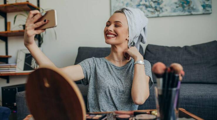 Οι τάσεις της άνοιξης στο μακιγιάζ των ματιών 