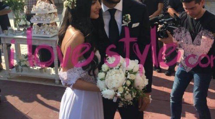 Συμβαίνει τώρα: Γιώργος Μερκής και Άντρεα Κυριάκου παντρεύονται σε εκκλησία της Λεμεσού 