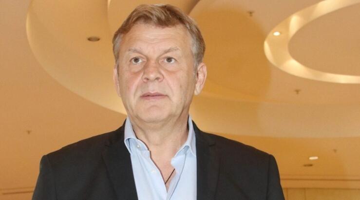 Απόστολος Γκλέτσος: «Πάντα με προσέγγιζε ερωτικά το αντρικό φύλο, δεν άλλαξε κάτι»