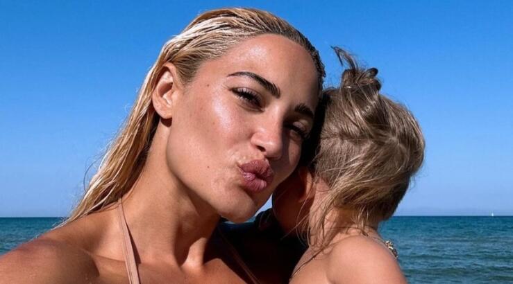 Ιωάννα Τούνη: "Έχει λίγες ημέρες που ο Πάρης μου δίνει φιλάκια στο στόμα" [εικόνες]