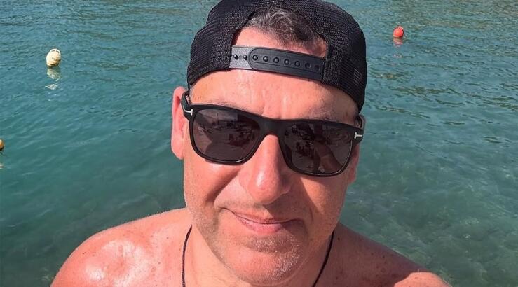 Γιώργος Λιάγκας: Απαθανατίζει τους γιους του στο σκάφος κατά τη διάρκεια των διακοπών τους [εικόνα]