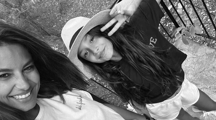 Κωνσταντίνα Ευριπίδου: «Η Αριάδνη με ρωτάει αν υπάρχει κάποιος που μου αρέσει» [βίντεο]