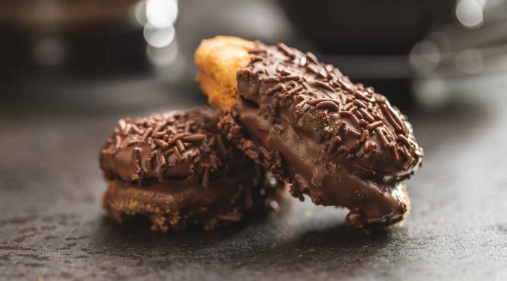 Εύκολη συνταγή για σπιτικά μπισκότα Petit Four