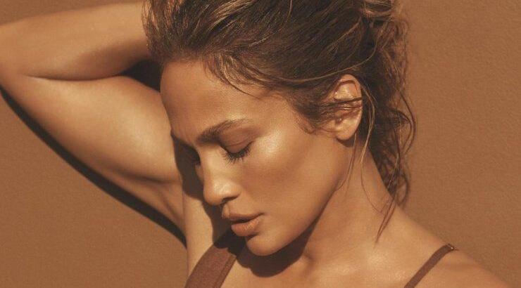 Οι 5 κανόνες ομορφιάς που ακολουθεί η Jennifer Lopez για νεανική επιδερμίδα