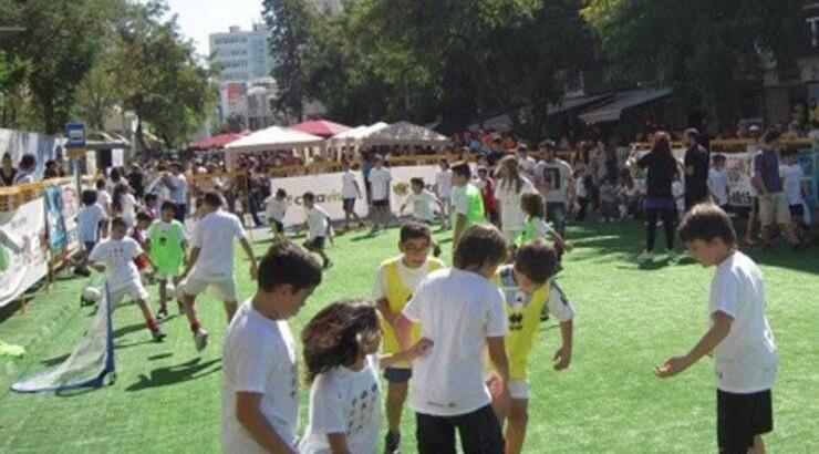 Ο χυμός ΕΝΑ στο Nicosia Pop-up Football Fiesta