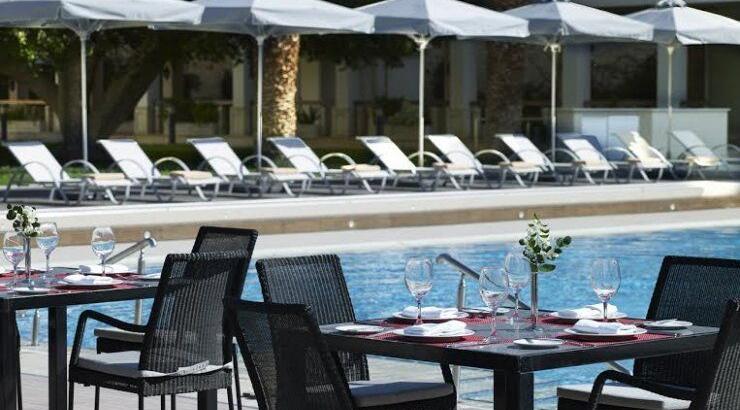 Pergola Grill & Bar: Η γευστική εμπειρία συνεχίζεται κι αυτό το καλοκαίρι!