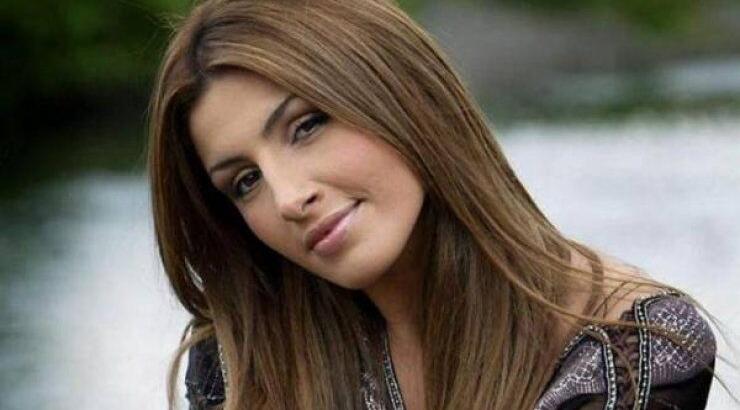 Έλενα Παπαρίζου: «Νιώθω έτοιμη να γίνω μητέρα»