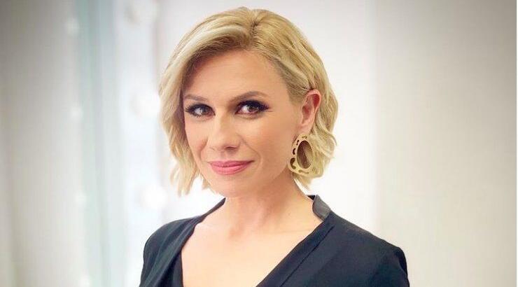 Κατερίνα Καραβάτου: Συγκινημένη ανακοίνωσε πως δεν θα συνεχίσει τη νέα τηλεοπτική σεζόν!