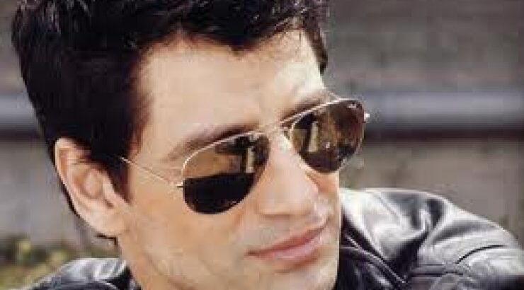 Ο Σάκης Ρουβάς γίνεται… γραμματόσημο!