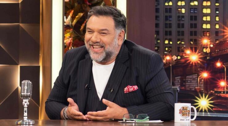 Επώνυμη Ελληνίδα αποκάλυψε on air την εγκυμοσύνη της και μας αιφνιδίασε [βίντεο]