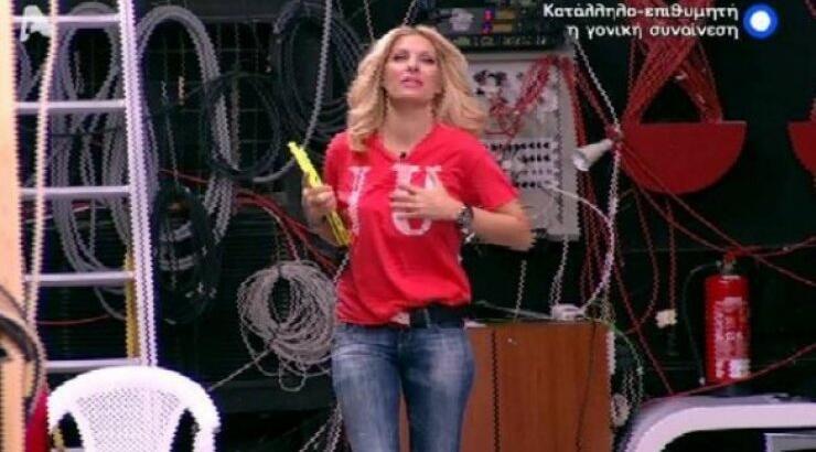 Ελένη Μενεγάκη: Το ατύχημα δευτερόλεπτα πριν την έναρξη της εκπομπής