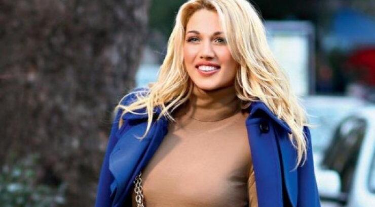 Η οργή της Σπυροπούλου για τον κρυφό αρραβώνα