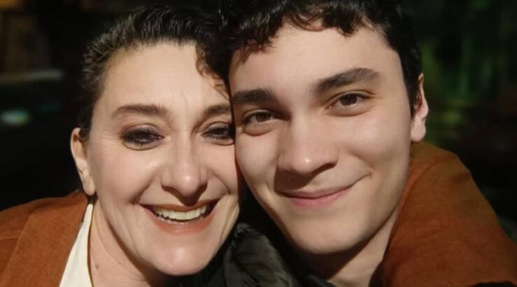 Ηρώ: «Ήμουν από τις πρώτες γυναίκες με δημόσιο έντονο βίο που έκανα παιδί μόνη μου» [βίντεο]