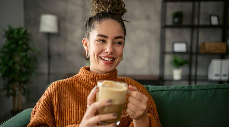 Η έρευνα που υποστηρίζει ότι ο καφές σε προστατεύει από την καθιστική ζωή 
