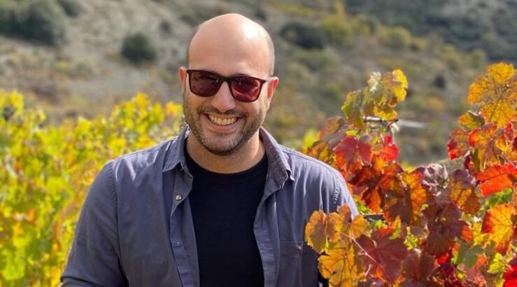 Χρήστος Μιχάλαρος: «Δεν υπάρχουν ιδανικές γυναίκες. Υπάρχουν οι γυναίκες που ταιριάζουν στον καθένα μας»