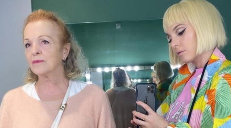 Τάμτα: Ταξίδι στο εξωτερικό μαζί με την μητέρα της [εικόνες]