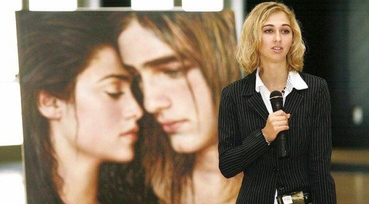 Video: Η 12χρονη που ζωγραφίζει τον παράδεισο