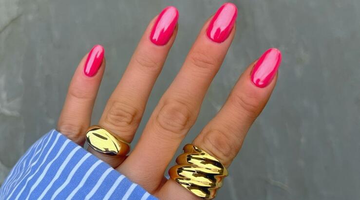 8 ιδέες για μανικιούρ που δείχνουν υπέροχα πάνω σε οβάλ νύχια