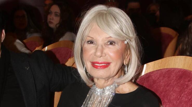 Ρίκα Διαλυνά: Απέκτησε το πρώτο της δισέγγονο ενώ έδινε τηλεοπτική συνέντευξη [βίντεο]