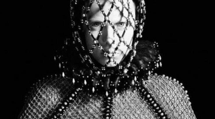 Η φθινοπωρινή καμπάνια του Alexander McQueen