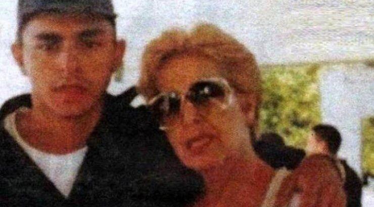 Πόλυ Πάνου: κρίσιμη η κατάστασή της στην εντατική