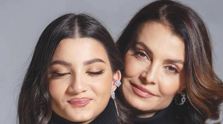 Μαρία Τσιάκκα: Μεταμφιέστηκε ως«Ναστάζια» στα φετινά καρναβάλια [εικόνες]